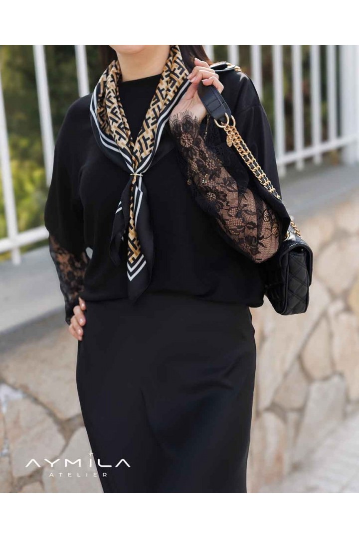 Dantel Kollu T-shirt Siyah