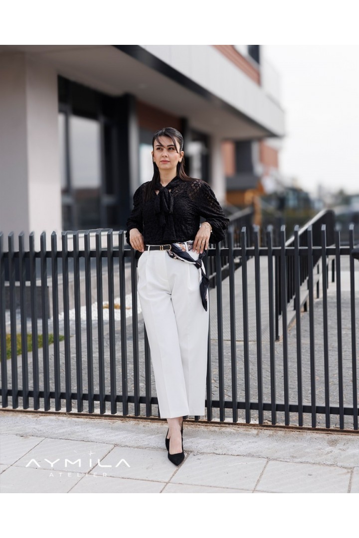 DİLVİN Kemerli Pensli Pantolon Beyaz